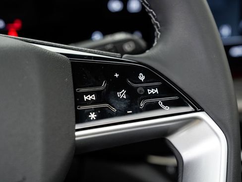 New 2025 Audi Q5 Premium image 15