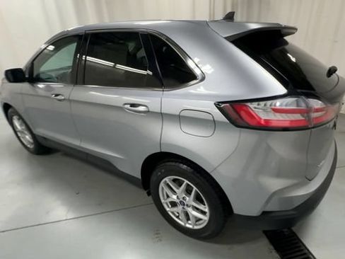 Used 2022 Ford Edge SEL AWD/4WD image 6