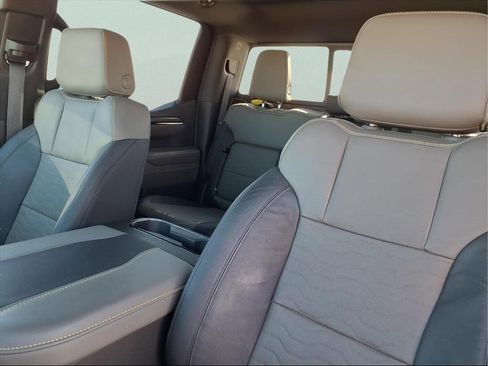 Used 2023 Chevrolet Silverado 1500 ZR2 w/ Technology Package image 15