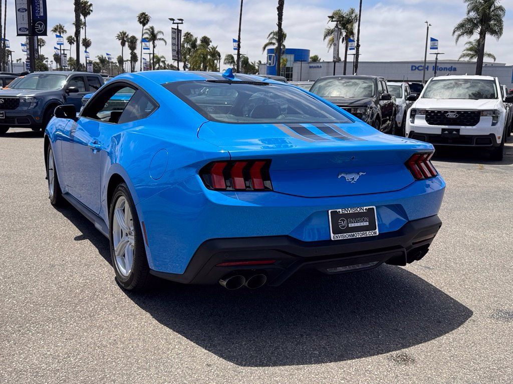 Used 2026 Ford Mustang Premium RWD image 10