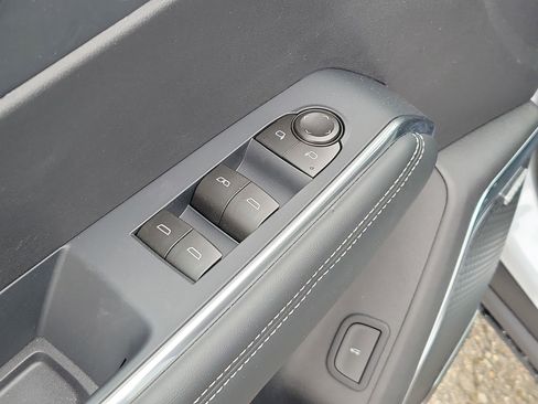New 2026 GMC Acadia Elevation w/ Black Edition AWD/4WD image 18