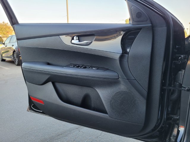 Certified 2023 Kia Forte GT-Line FWD image 26