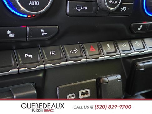 Used 2021 Chevrolet Silverado 1500 LT Trail Boss w/ Convenience Package II AWD/4WD image 20