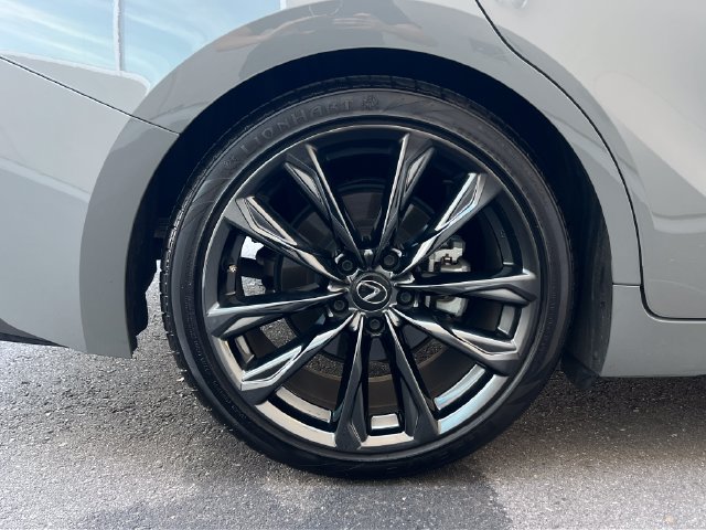 Used 2024 Lexus IS 350 F Sport RWD image 11