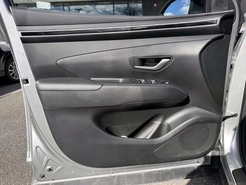Used 2023 Hyundai Tucson SEL w/ Winter Package AWD/4WD image 8