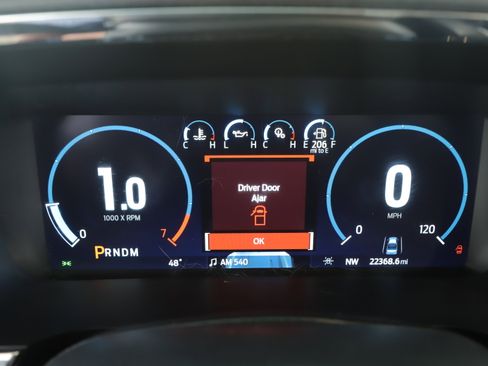 Used 2022 Ford F150 Lariat w/ Tow Technology Package image 19