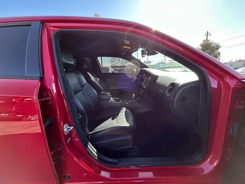 Used 2016 Dodge Charger R/T w/ Plus Group RWD image 13
