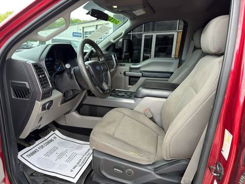 Used 2019 Ford F250 XLT w/ XLT Premium Package AWD/4WD image 14