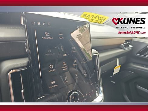 New 2026 GMC Yukon XL Denali w/ LPO, Illumination Package AWD/4WD image 20