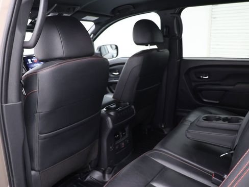 Used 2023 Nissan Titan PRO-4X w/ Pro-4x Convenience Package image 16