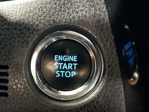 Used 2017 Toyota Corolla XSE image 24