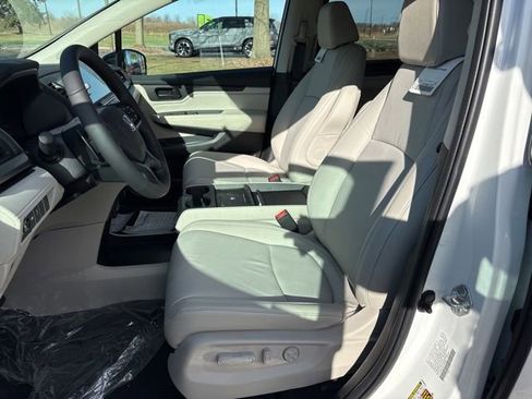 New 2026 Honda Odyssey EX-L image 14