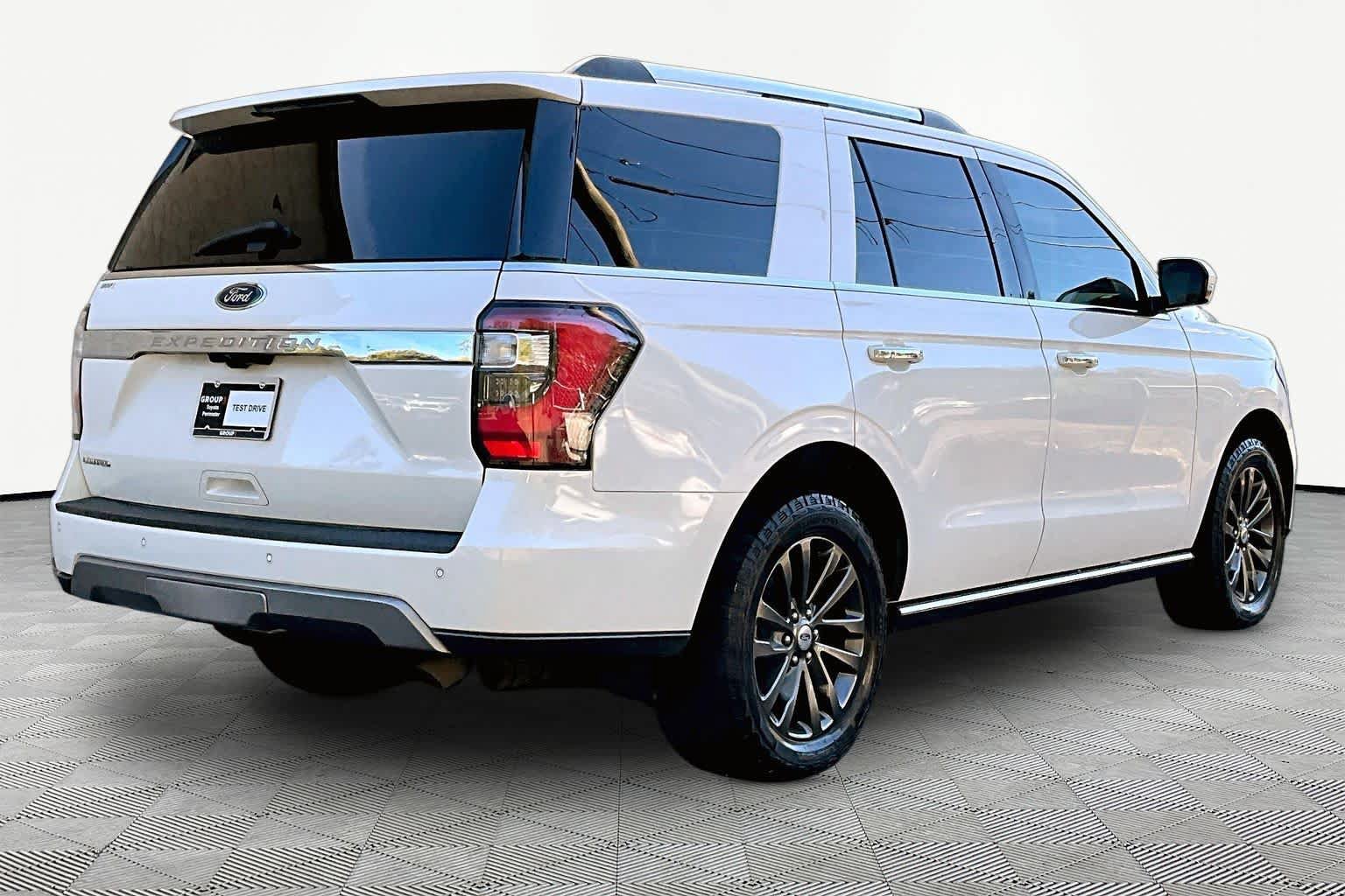 Used 2021 Ford Expedition Limited RWD image 13