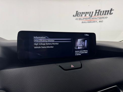 Used 2024 MAZDA CX-90 Plug-In Hybrid w/ Preferred AWD/4WD image 19