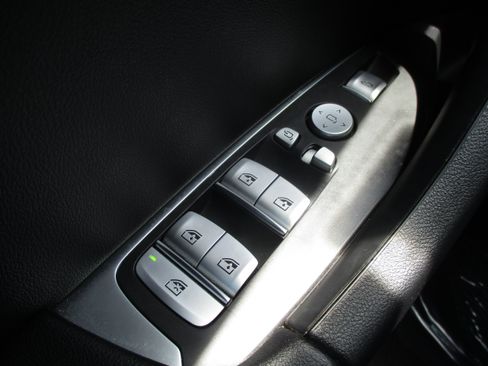 Used 2024 BMW X3 xDrive30i AWD/4WD image 33
