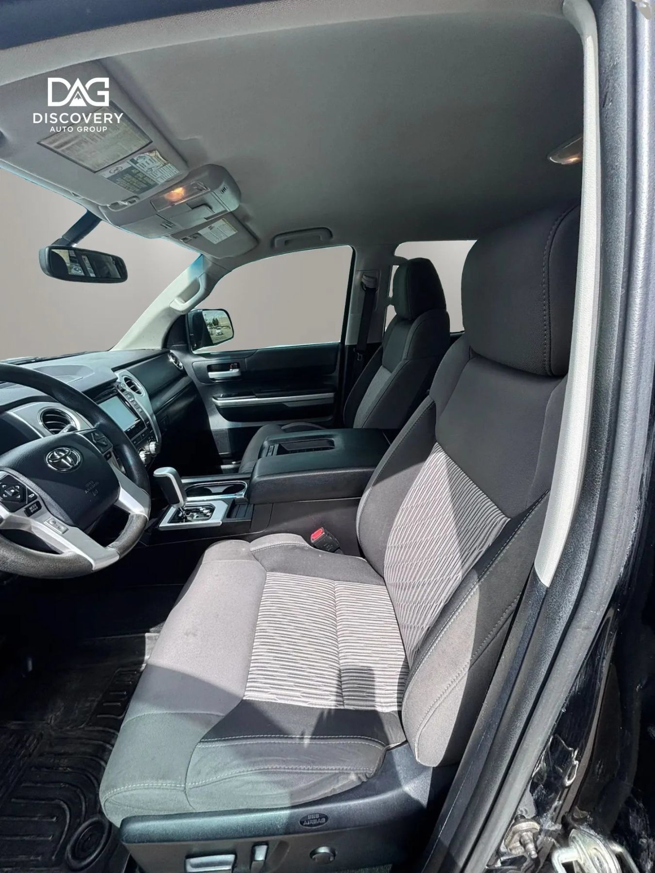 Used 2015 Toyota Tundra SR5 w/ TRD Off Road Package AWD/4WD image 7