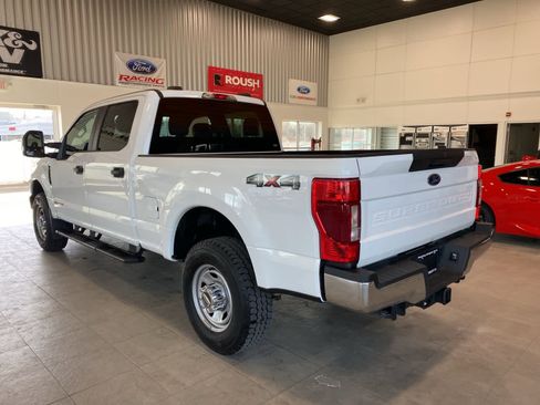 Certified 2022 Ford F350 XL w/ Power Equipment Group image 3