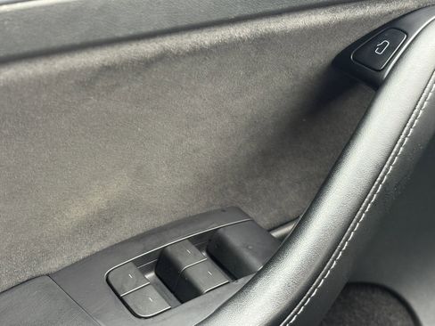 Used 2023 Tesla Model Y Long Range image 26