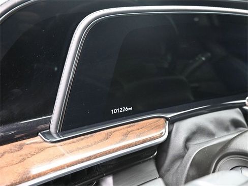 Used 2021 Cadillac Escalade ESV Premium Luxury Platinum image 11