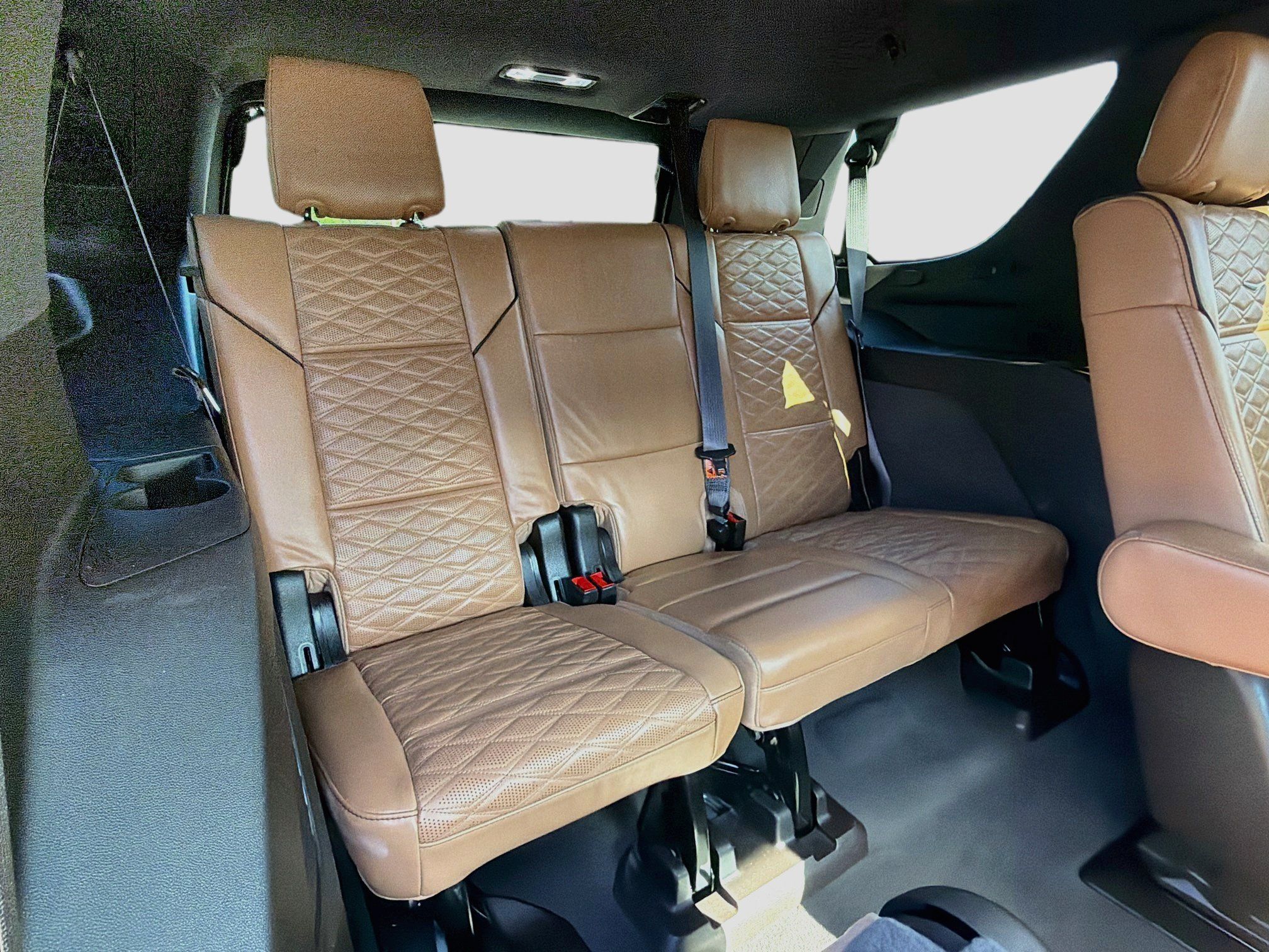 Used 2022 Cadillac Escalade Premium Luxury w/ Performance Package AWD/4WD image 22