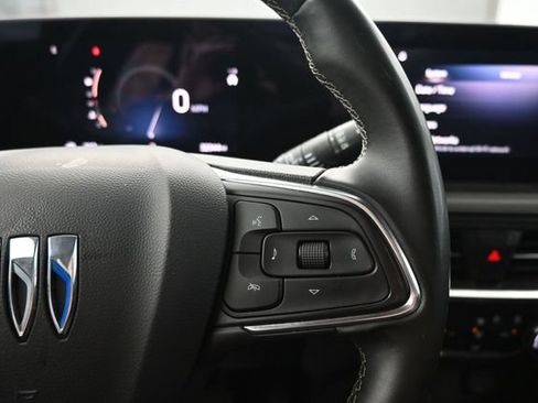 Used 2024 Buick Encore GX Preferred FWD image 16