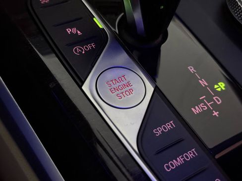 Used 2019 BMW 330i xDrive Sedan w/ Convenience Package image 39