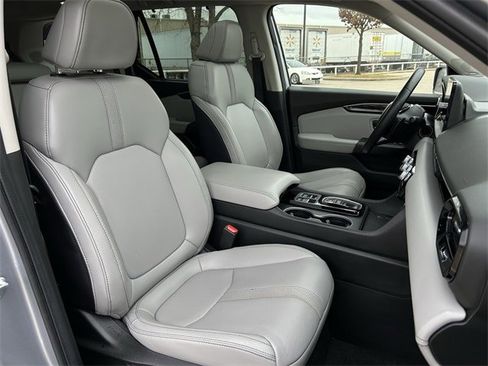 Used 2023 Honda Pilot Touring image 29