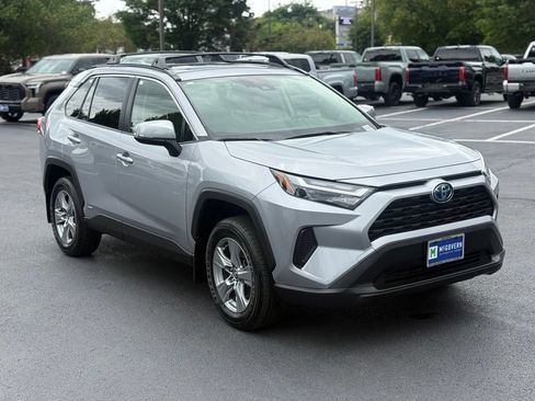 Used 2024 Toyota RAV4 XLE w/ Convenience Package AWD/4WD image 11