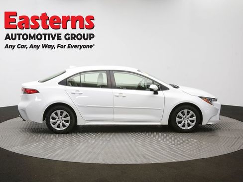 Used 2020 Toyota Corolla LE image 44