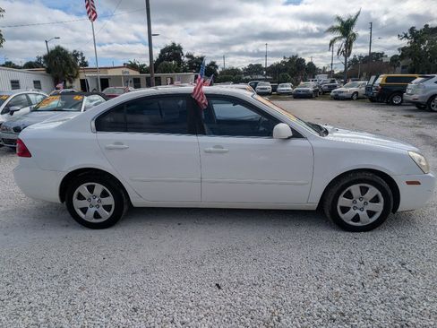 Used 2008 Kia Optima LX image 4