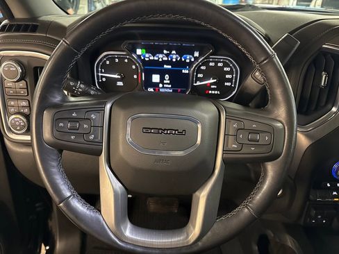 Used 2022 GMC Sierra 1500 Denali w/ Denali Premium Package image 20