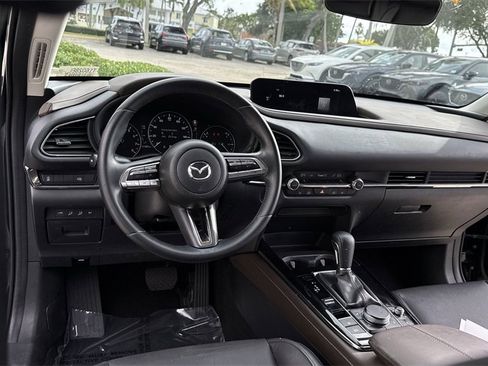 Used 2022 MAZDA CX-30 AWD 2.5 S w/ Premium Package image 36