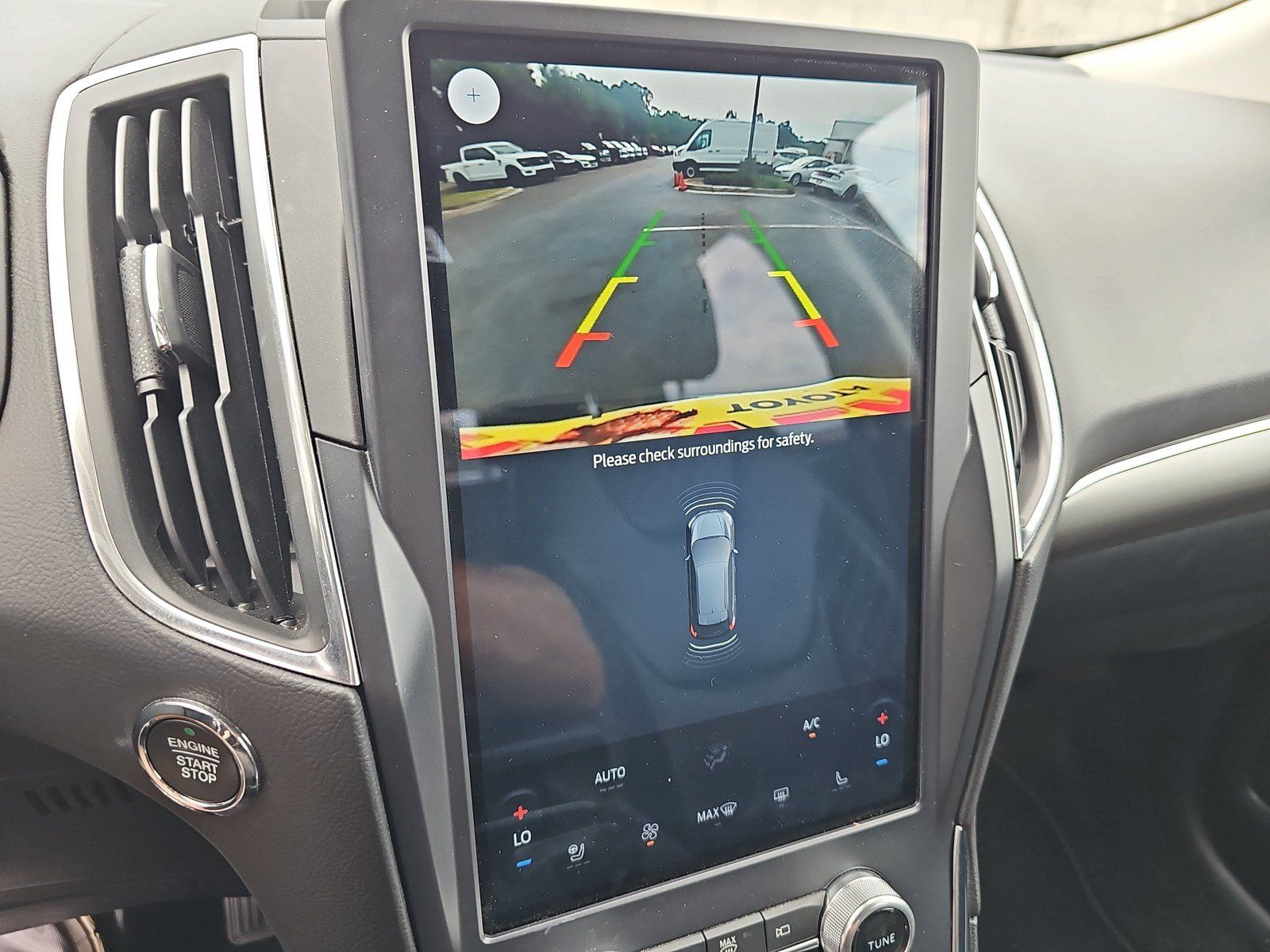 Used 2023 Ford Edge Titanium AWD/4WD image 26
