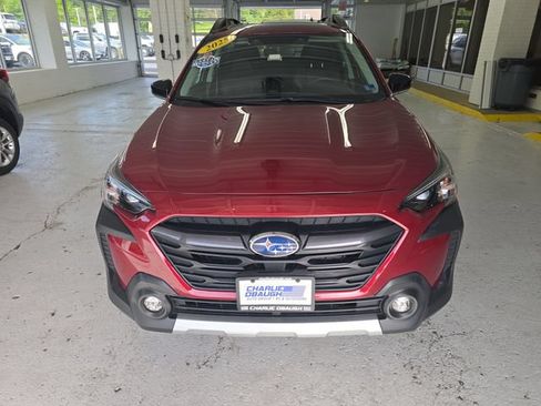 Used 2025 Subaru Outback Limited AWD/4WD image 8