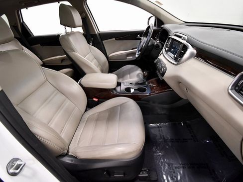 Used 2017 Kia Sorento EX w/ EX Advanced Touring Package image 18