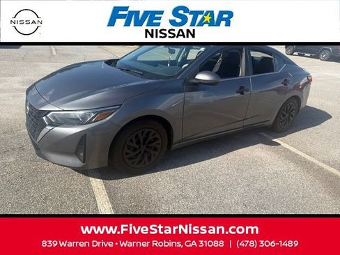 Used 2025 Nissan Sentra S FWD image 18