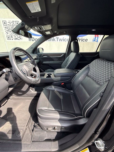 Used 2024 GMC Acadia Denali AWD/4WD image 18