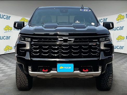 Used 2022 Chevrolet Silverado 1500 ZR2 w/ Technology Package AWD/4WD image 2