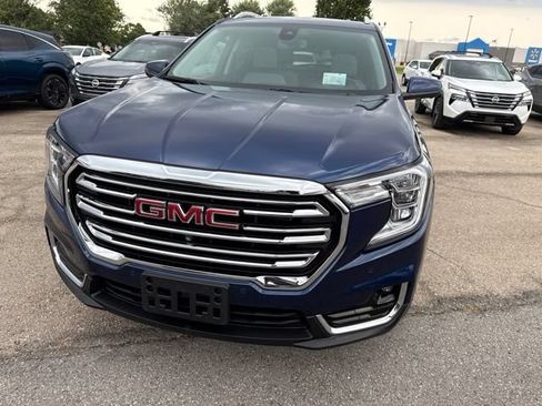 Used 2023 GMC Terrain SLT w/ Infotainment Package II AWD/4WD image 5