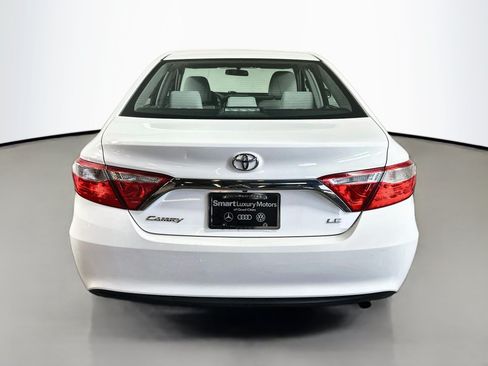 Used 2017 Toyota Camry LE FWD image 6