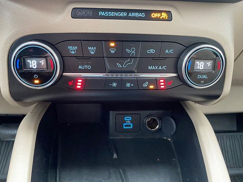 Used 2020 Ford Escape Titanium w/ Titanium Premium Package 2.0 image 52