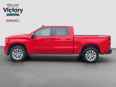 Used 2019 Chevrolet Silverado 1500 Custom w/ Custom Value Package AWD/4WD image 6