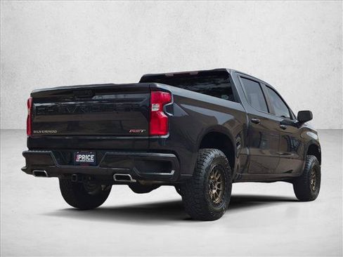 Used 2022 Chevrolet Silverado 1500 RST w/ Z71 Off-Road Package AWD/4WD image 5