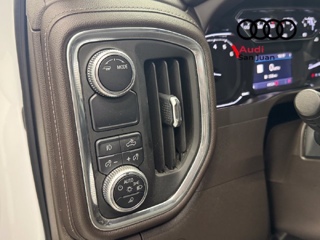 Used 2020 GMC Sierra 1500 SLT RWD image 33
