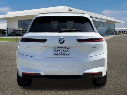 Used 2026 BMW iX xDrive60 image 9
