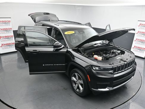 Used 2021 Jeep Grand Cherokee L Limited image 42