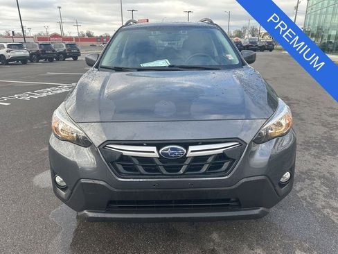 Used 2021 Subaru Crosstrek 2.0i Premium AWD/4WD image 2