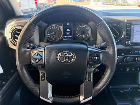 Used 2023 Toyota Tacoma TRD Sport w/ TRD Premium Sport Package AWD/4WD image 16