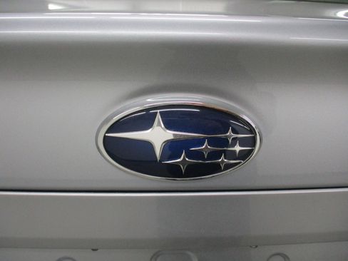 Used 2017 Subaru Legacy 2.5i Sport image 12