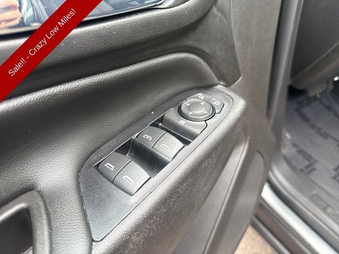 Used 2019 Chevrolet Equinox LT image 11